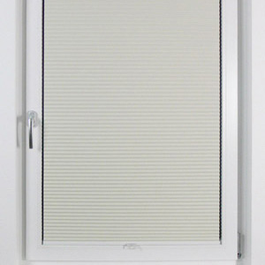 Pleated Shade 9106 (3/4)